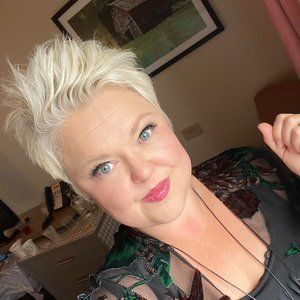 Meet your Posher, Cheryl